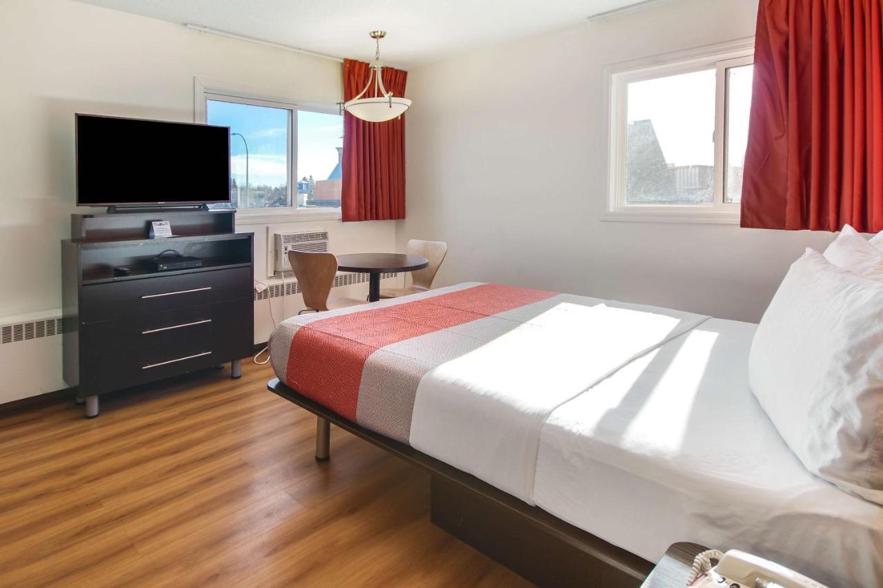 Motel 6-Lethbridge, AB Buitenkant foto