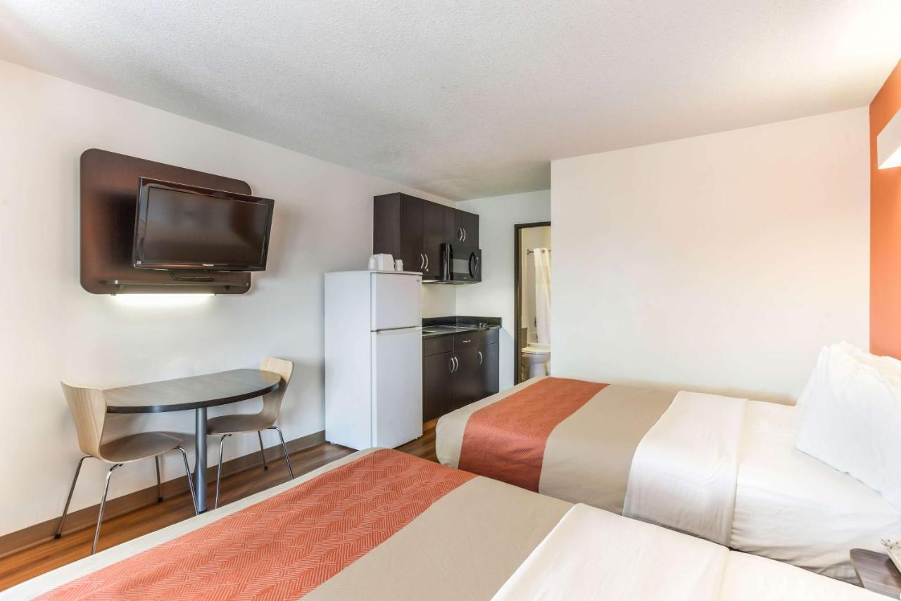 Motel 6-Lethbridge, AB Buitenkant foto