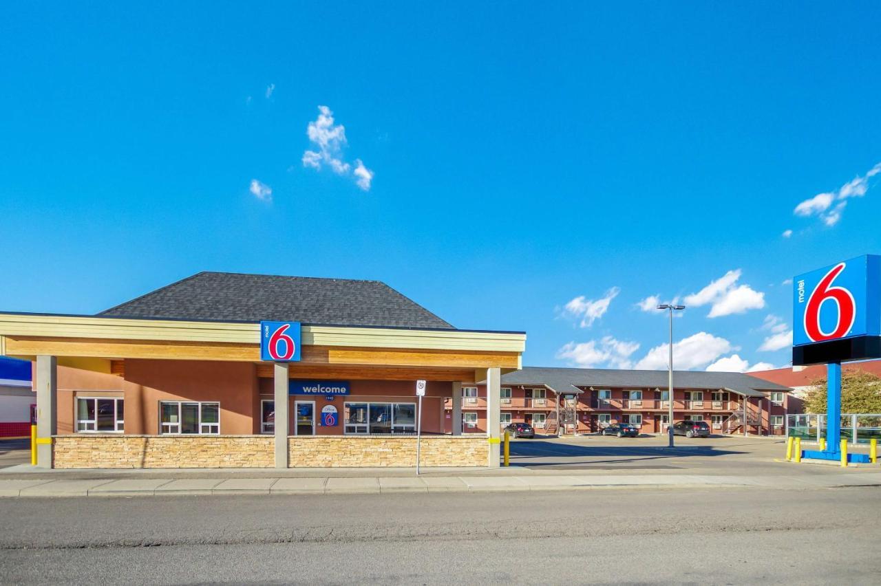 Motel 6-Lethbridge, AB Buitenkant foto